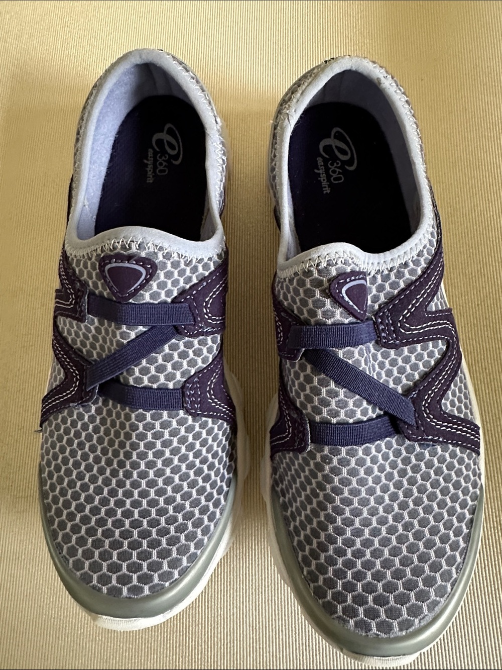 Easy Spirit Riptide e360 Slip ons with stretch upper size 7